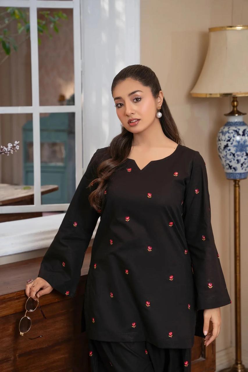 LINA LAWN 2PC ( FARSHI SHALWAR )